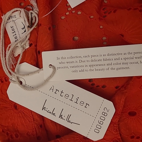 NWT WOMENS RED EYELET NICOLE MILLER ARTELIER ROLL TAB BLOUSE SIZE XS - Picture 5 of 7